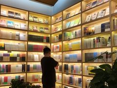-猫的天空之城概念书店(印象城购物中心店)