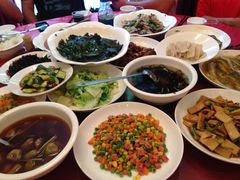 -海霞渔村大酒店