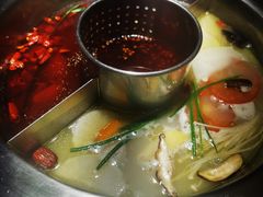 -佬土鹅肠火锅(中建大观店)