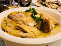 -东豪园林海鲜酒家(南港路辅路店)