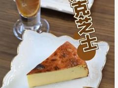 软心巴斯克风情蛋糕-星巴克(来福士2F店)