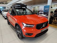 -杭州中沃沃尔沃4S店(滨江区店)