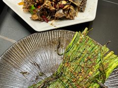 -许哥东北烧烤·铁丳烤串·宫后夹肉(繁花中心店)