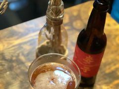 -layback cafe & bar