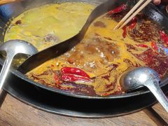 -萍姐火锅·公路夜市(武汉首店)