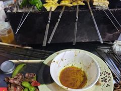 -胡记烧烤(黄山新村总店)