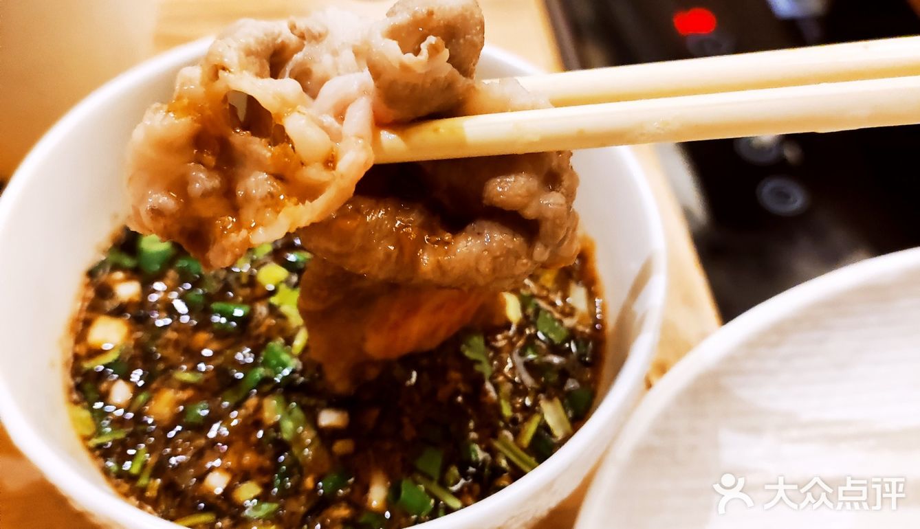 品质的海鲜美食，于朋友们一起鲜入围煮