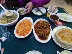 -李连贵酒家熏肉大饼(昆明街店)