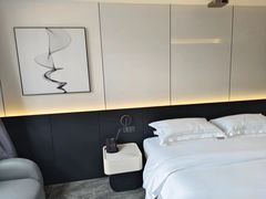 -成都ins星空塔酒店(春熙路天府广场店)