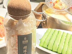 -尚尚仙·酸汤猪手·猪肚鸡火锅(华联万柳购物中心店)