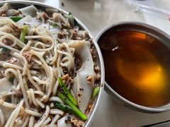 -正宗杨记普洱酸醋米线(总店)