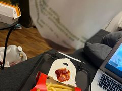 -麦当劳(乳山路店)