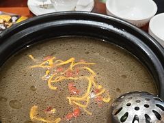 -菌之家·专业纯野生菌火锅·特色炒菌