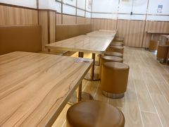 -爱民螺蛳粉(梧州国泰广场店)