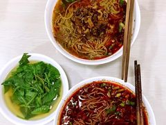-崇州余荞面(落虹桥店)