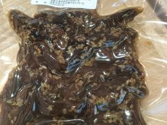 -鑫记婆婆兔·成都特产·兔头手撕兔(太古里店)