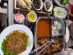 -鸡遇虾煲干锅火锅(小寨金莎店)