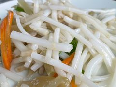 芦苇根炒肉丝-梦缘水乡·湖景餐厅