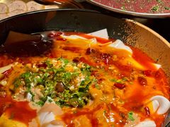 -晓宇重庆火锅(西安荟聚店)
