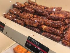-HOT CRUSH趁热集合·现烤面包(上海环球港店)