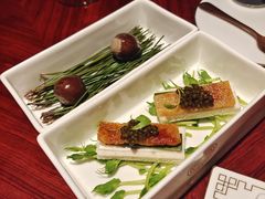 鱼子酱脆皮松板肉-解香楼(八盘岭路店)