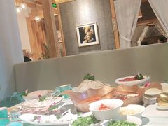 -墨居上隐·院子里火锅(峨眉店)