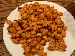 花生-宝莱纳啤酒花园餐厅PAULANER BRAUHAUS Nanjing(广州路店)