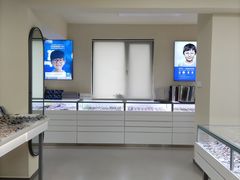 -潘多拉眼镜·蔡司依视路明月(潘家园店)
