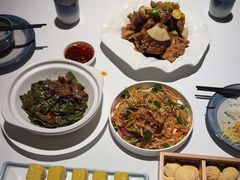 -八府香鸭·啫啫煲(华山路店)