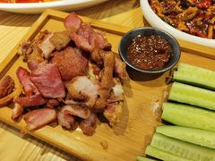 -小镇大厨新概念复合中餐厅(万达广场大连高新店)