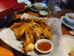 -头上红煨盐鸡·非遗院子餐厅