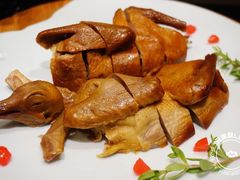 熏乳鸽-卫鼎轩·曹公馆(鼓楼店)