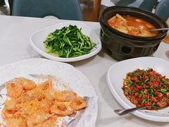 -泓历皇朝酒店(东亭店)