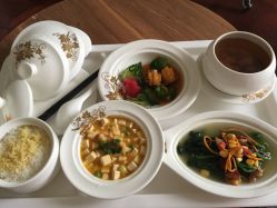 -菁幼月子会所(儿童医院店)