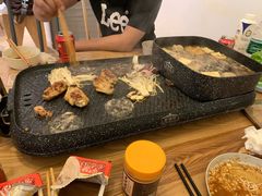 -田园东方蜜桃村的田野营地