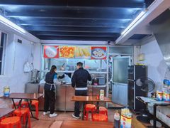 -陈老添美食店(宝华路店)