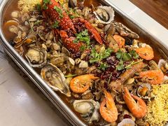 -老东镇啤酒屋海鲜加工·蒸汽海鲜·海鲜烧烤(台东店)