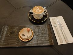 -Salon de The de Joel Robuchon(外滩18号店)