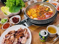 -喇喇排骨火锅·传统韩式脊骨汤(望京西园总店)
