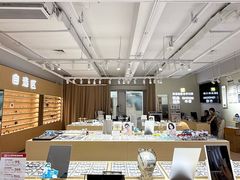 -鲸渝眼镜·浅目视光(春熙路店)