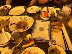 -亿诣蝎府炸酱面羊蝎子火锅(酷车小镇店)