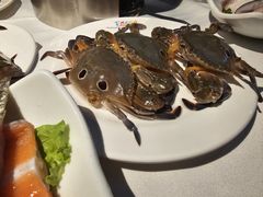 -领鲜活海鲜榴莲自助火锅(东门店)