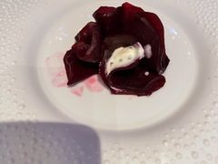 鱼籽甜菜头-AZUR聚(香格里拉饭店)