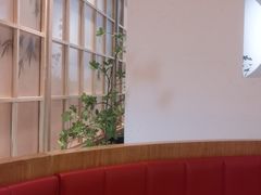 -蜜桃餐厅·伴山(绿宝广场店)