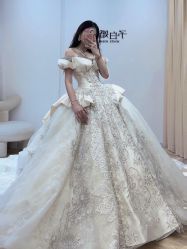 -予白婚纱礼服馆