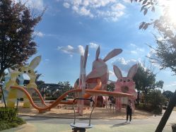 -季高兔窝窝亲子园(上海薰衣草公园店)