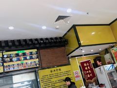 -龙记桂林米粉(财满街店)