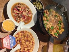 -聚鑫朋酸菜肥肠(九龙仓店)