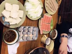 -东镇老火锅(长春路首店)