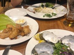 -12 Rocks Beach Bar Cafe